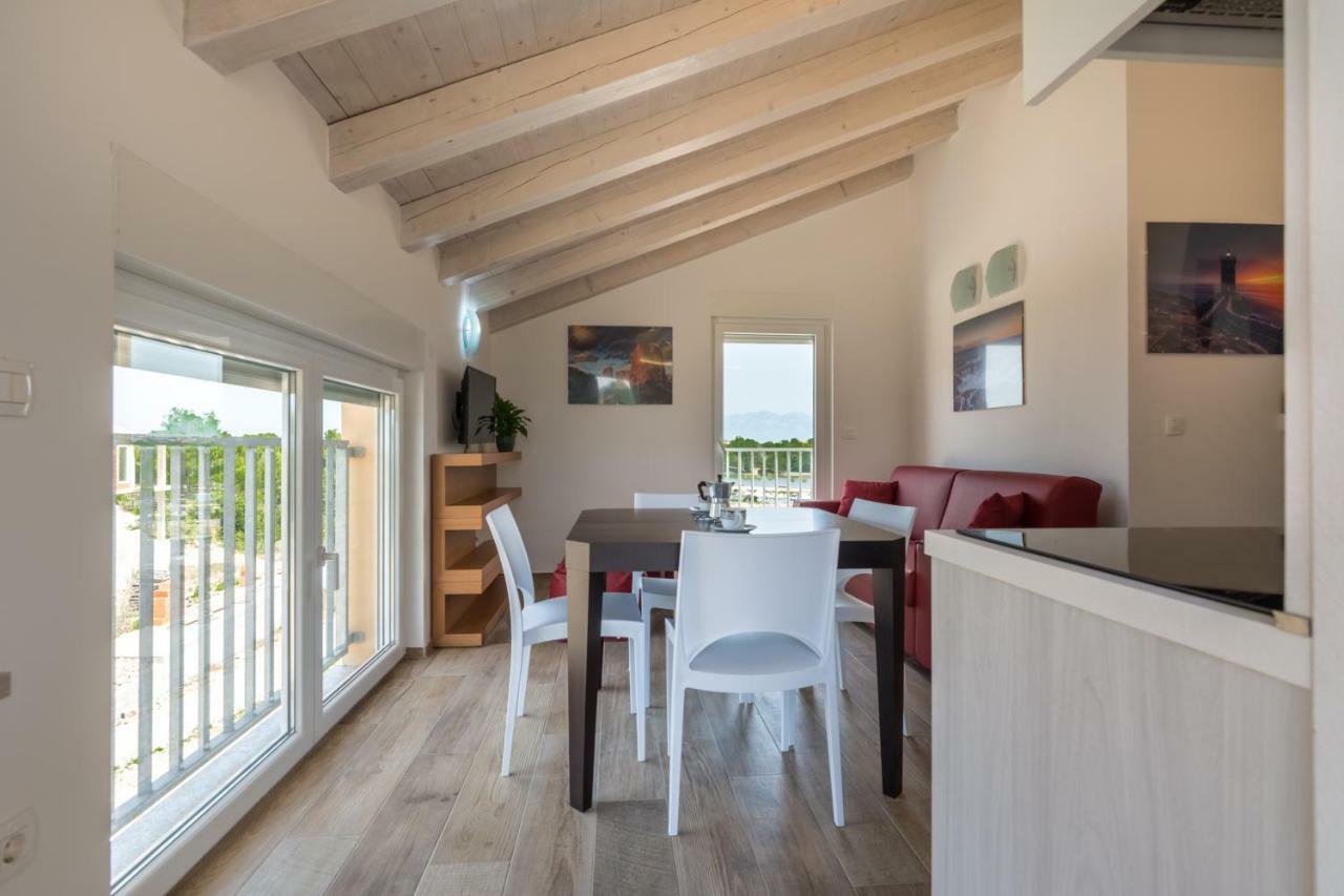 Fabulous House B With Outdoor Pool Apartment *